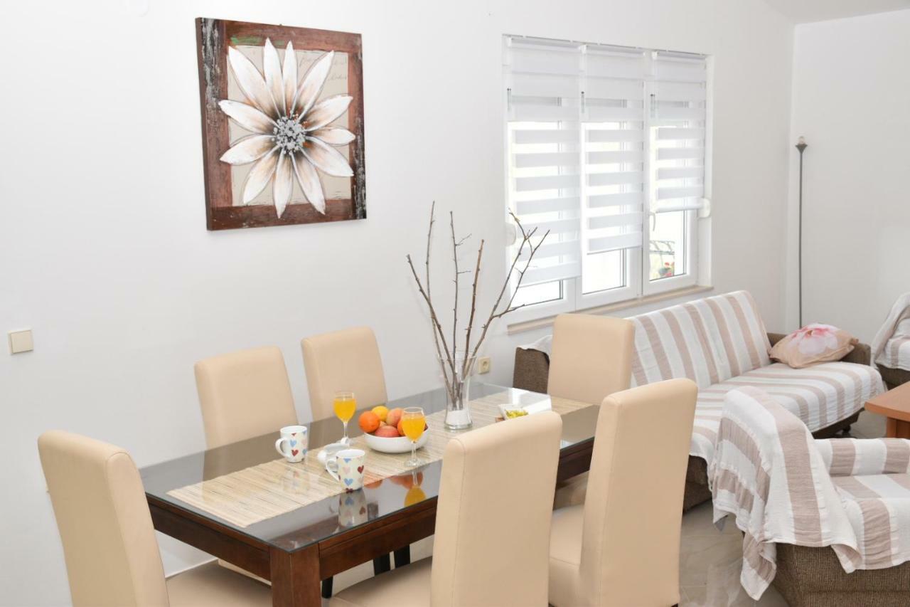 Apartments Piccolo Piaccere Ražanac Εξωτερικό φωτογραφία
