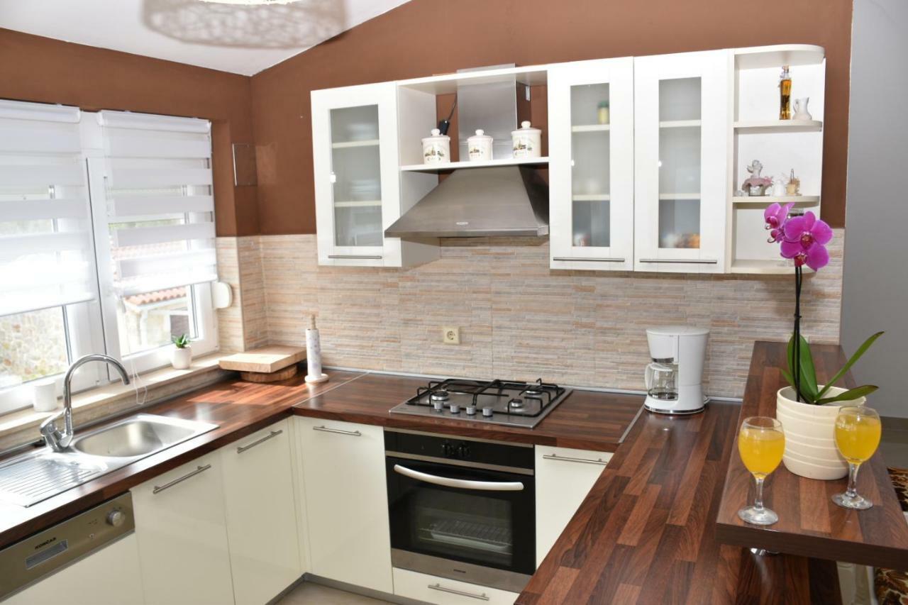 Apartments Piccolo Piaccere Ražanac Εξωτερικό φωτογραφία
